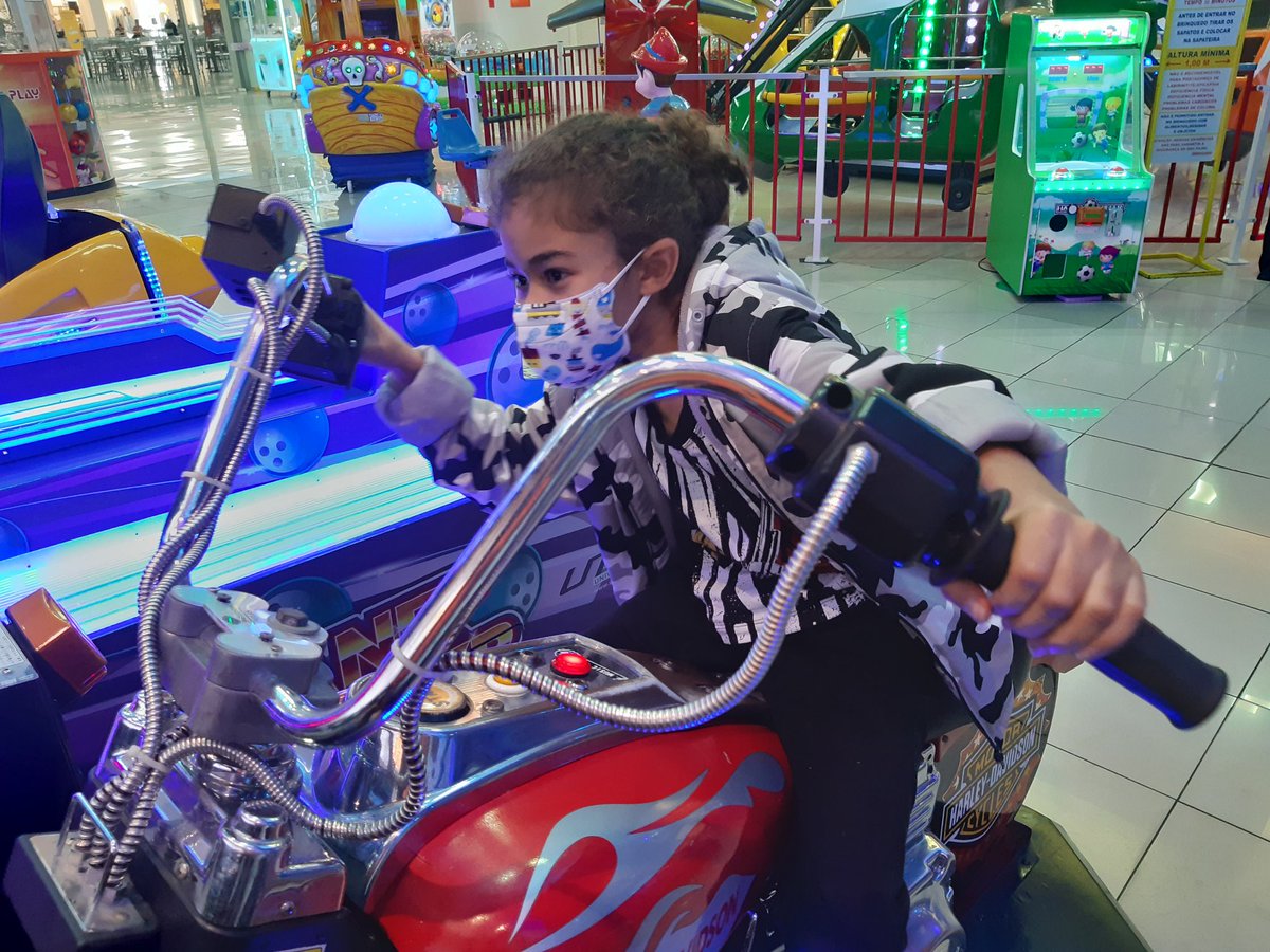 spidermarmo's tweet photo. Dando umas voltas por aí com filhão. Jaja BK #Filhao #PaieFilho https://t.co/eursMXwUUo