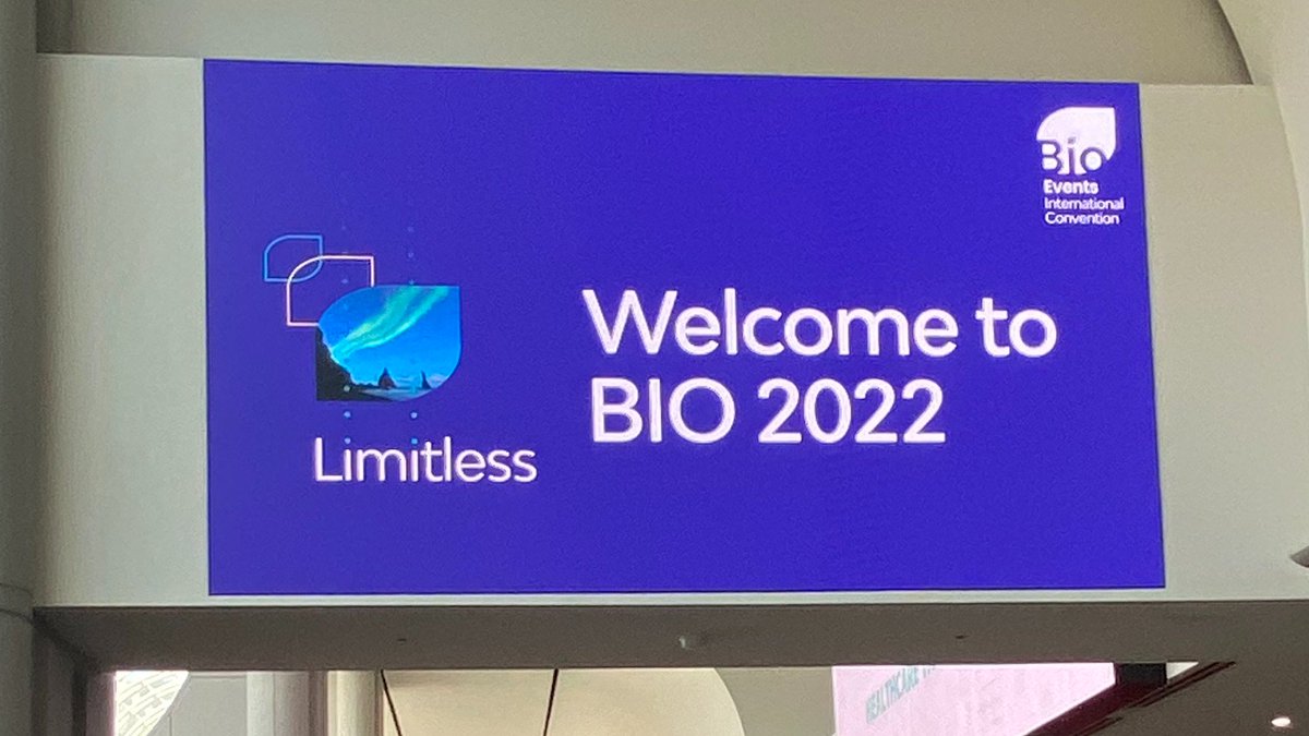 carihealthinc's tweet photo. Thanks to @djwhelan for taking the time to say hello today at #BIO2022! We're lucky to have connected through @LartaInstitute and appreciate his continued support. #biosciencela #champion #limitlesstogether #biotech #ittakesateam #healthtech #entrepreneur #lifesciences https://t.co/zOzBfASSlX