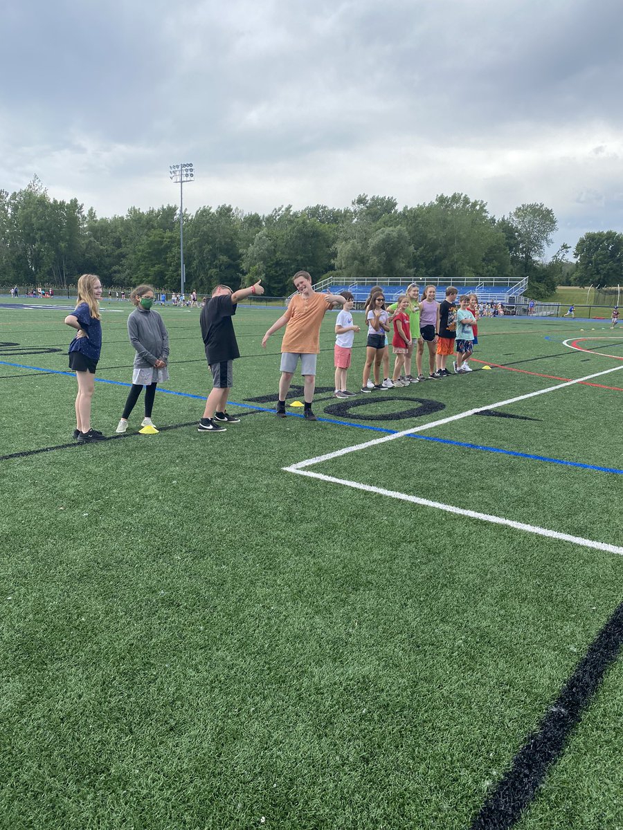 haleymae33's tweet photo. Thanks to @RichardMannPE for an amazing field day celebration! We had a blast! #GanandaProud https://t.co/BRIhEH5HYo