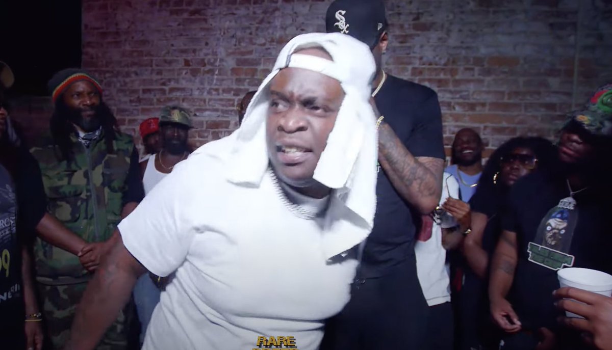 BattleRapStats's tweet image. Philly Flow:

"It's crazy how they never mention Ness
but I'm in deep
Been on every league at least twice
for a 10 piece
I know you took this battle
so your profile can increase
but, I'mma sleep Rem
Then go home and get some REM sleep!" - E. Ness ladies and Gents #FlowCrazy 🔥😤