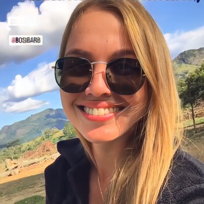 karolvergna's tweet photo. #NovaFotoDePerfil https://t.co/LO06kljPtH