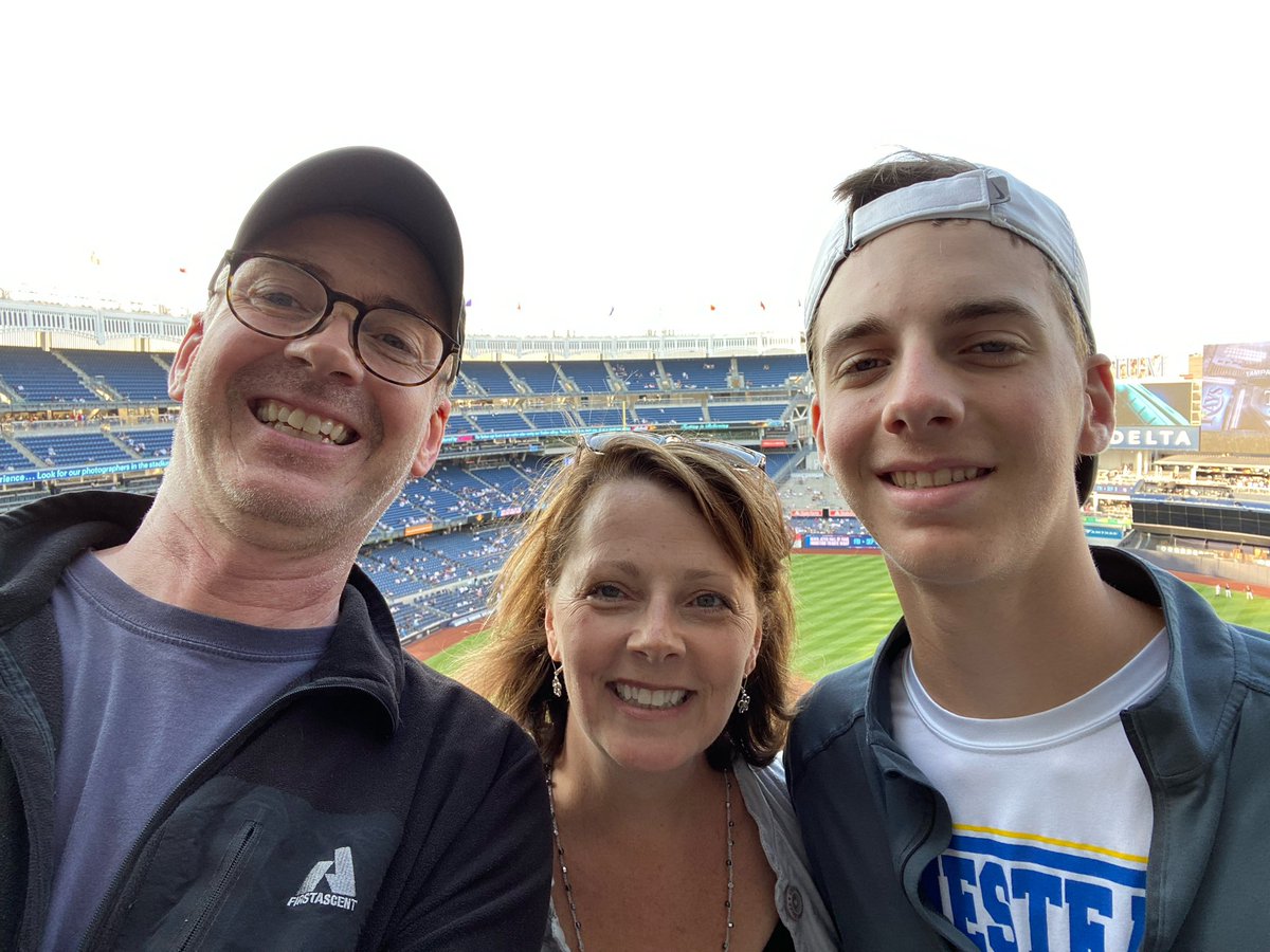 professorcotten's tweet photo. Go Yankees! #RepBX https://t.co/k9W1YpZuRI