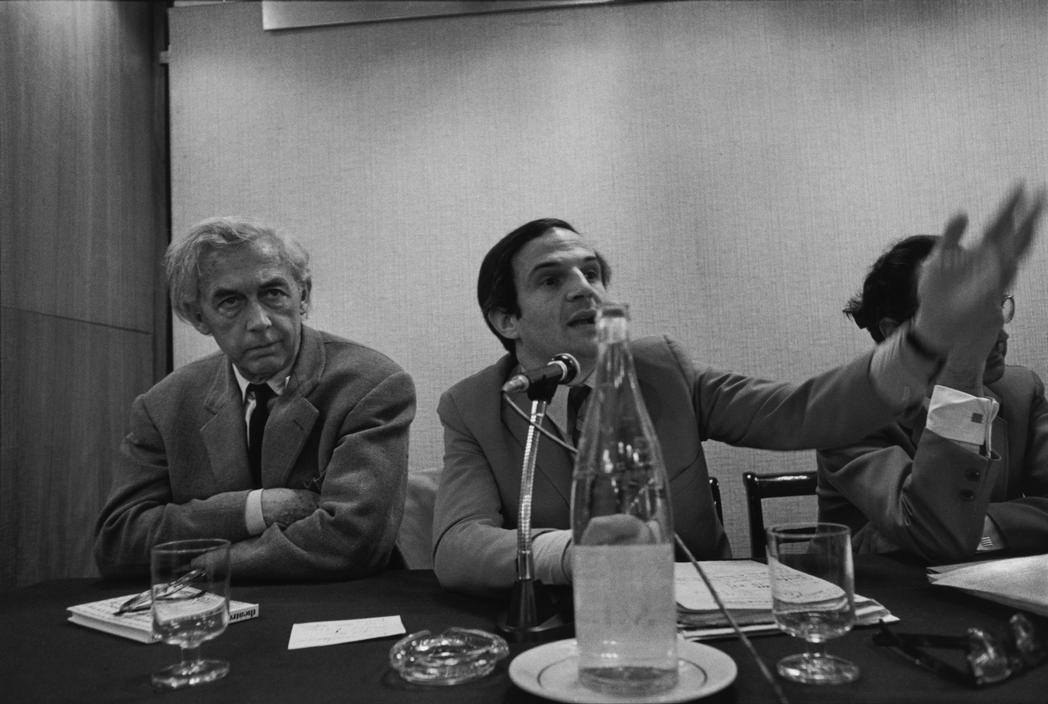 filmes_e_filmes's tweet photo. Robert Bresson e François Truffaut no comitê de defesa à Cinemateca Francesa (@cinemathequefr) durante os protestos de 1968 contra as demissões e mudanças de gestão.🔥🎥🇫🇷

#robertbresson #francoistruffaut #cinematheque #may1968 https://t.co/uyr128A2WQ