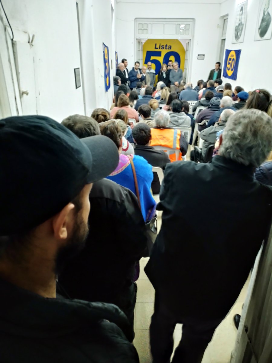marianosarlem's tweet photo. CASA LLENA!!
Plenario @Lista50 !!
@PNACIONAL 
@LuisLacallePou 
@AlvaroDelgadoUy 
@CarlosAlbisu 
@carlosilva_50 
@HugoPreviale 
@menalvina14 @Aire__Fresco https://t.co/cUbTsQAwhX