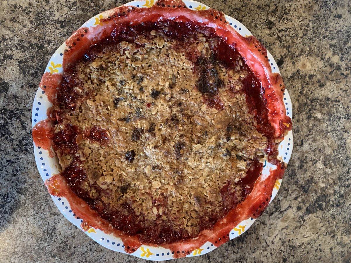 no_grave_'s tweet photo. Wife making homemade strawberry crisp from our homegrown strawbs 🍓 https://t.co/9jl4cJSw1a
