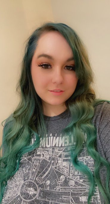 1 pic. Can you use my titties as pillows? I wanna run my fingers through your hair while we watch anime