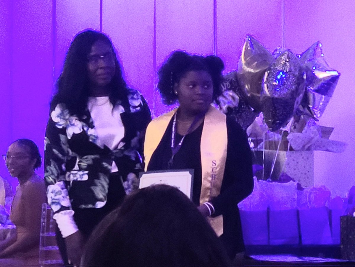 THANK you Scholar CC Mentoring!!! ❤ <a href="/ATL_Avid/">ACHS Avid</a>  received the most scholarships &amp; we appreciate your graciousness 🙏🏼 <a href="/ATL_Avid/">ACHS Avid</a>