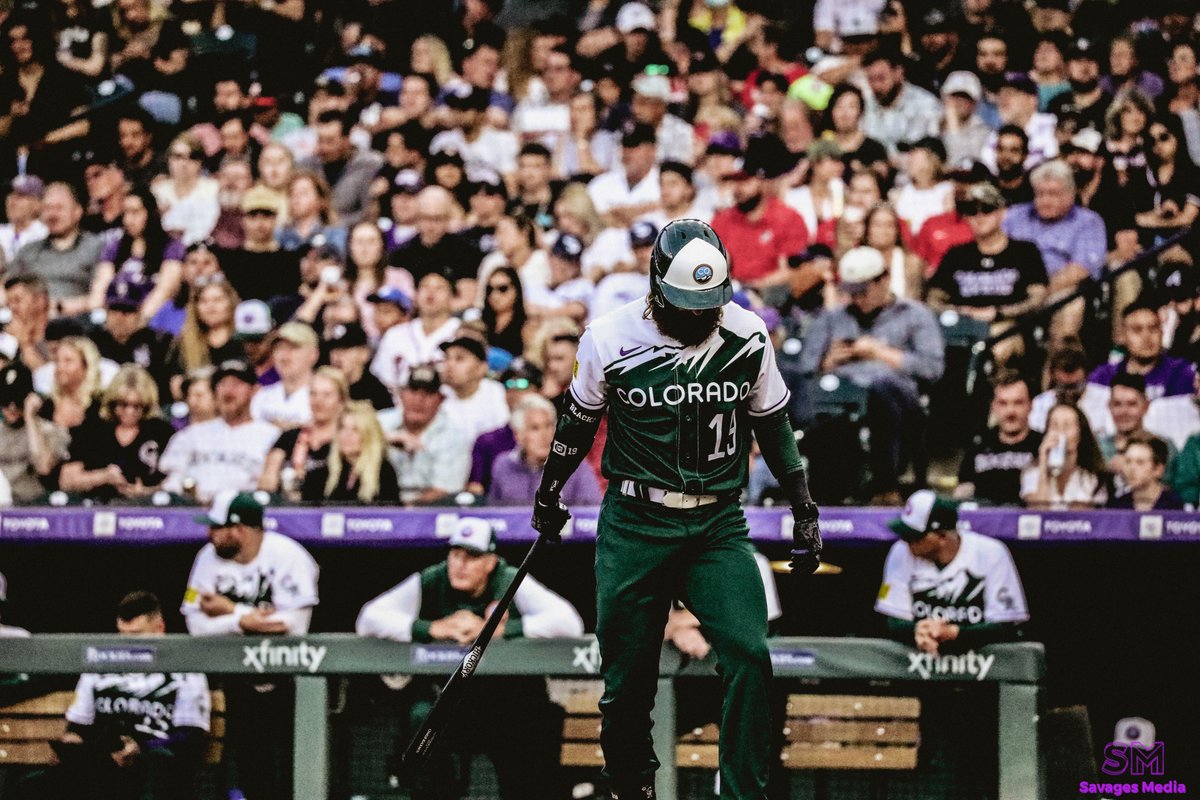 esquinadiamant's tweet photo. 10 Years for @Chuck_Nazty and We Celebrate with the City Connect Uniform!!
Austin Gomber en la lomita para el Segundo Partido de la Serie contra los Guardianes de Cleveland
#rockies #avs #roxnation #goavs #gorockies #colroado https://t.co/QOdUfvh885