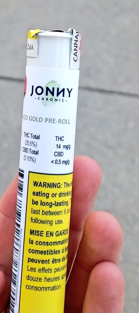 CannabisTesters's tweet photo. @strainexplorer #cannabiswiki Expo sponsor @jonnychronic1 https://t.co/bdgcNSzCb8