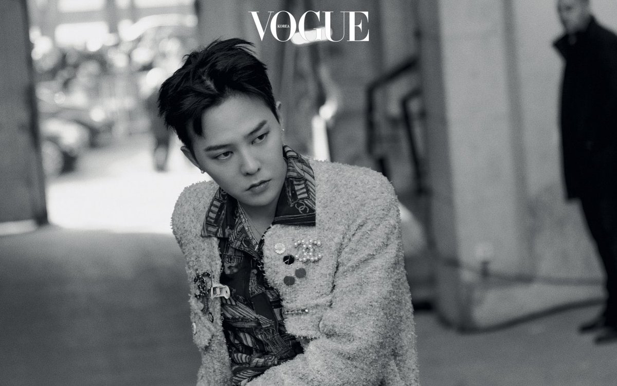 VogueKorea's tweet photo. 2016년부터 지금까지, 지디의 샤넬 베스트 룩 10. 더 많은 사진은 아래 링크에서. 
From 2016 to the present, the 10 best Chanel looks by G-DRAGON. Visit the link below for more. 

https://t.co/MfV4HjFdAj
-
#GD #지디 #GDRAON #권지용 https://t.co/vPzAuVCmJf