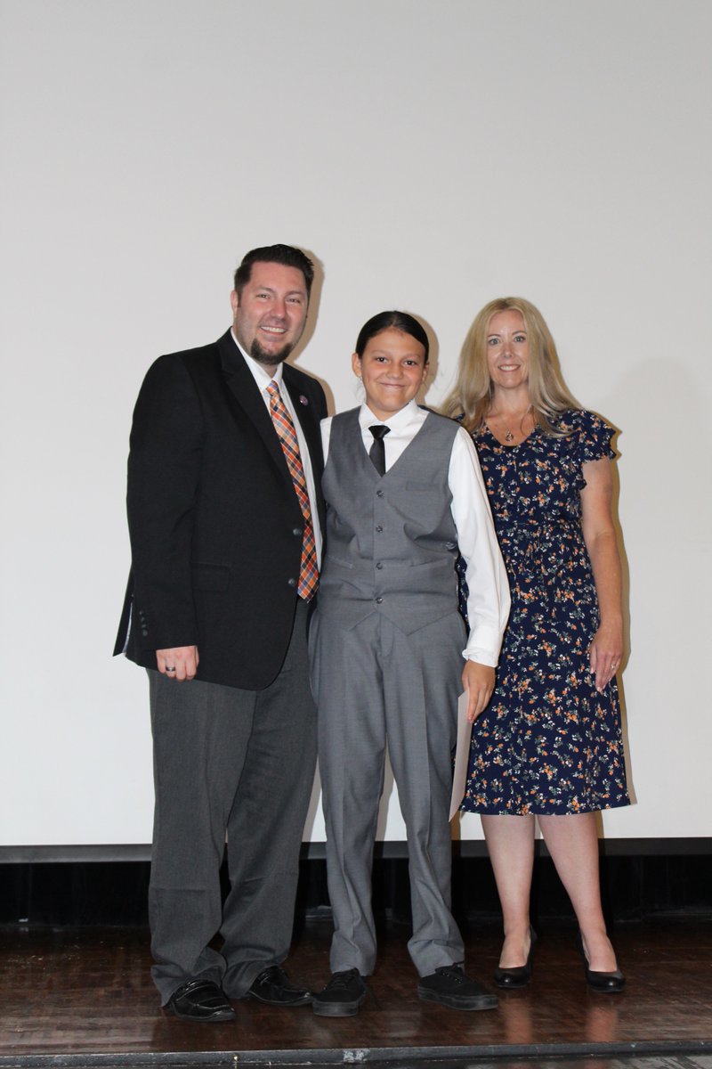 tatluvsflowers's tweet photo. Thank you @CompassCs for a wonderful 8th Grade Promotion so proud of our Scholar Dean! Hereβs to you class of 2026! ππ₯³ππ #Homeschooling #CompassCharterSchools #MiddleSchoolPromotion #FutureClassof2026 #CompassExperience #LearningCoach https://t.co/QxPDjwrMao
