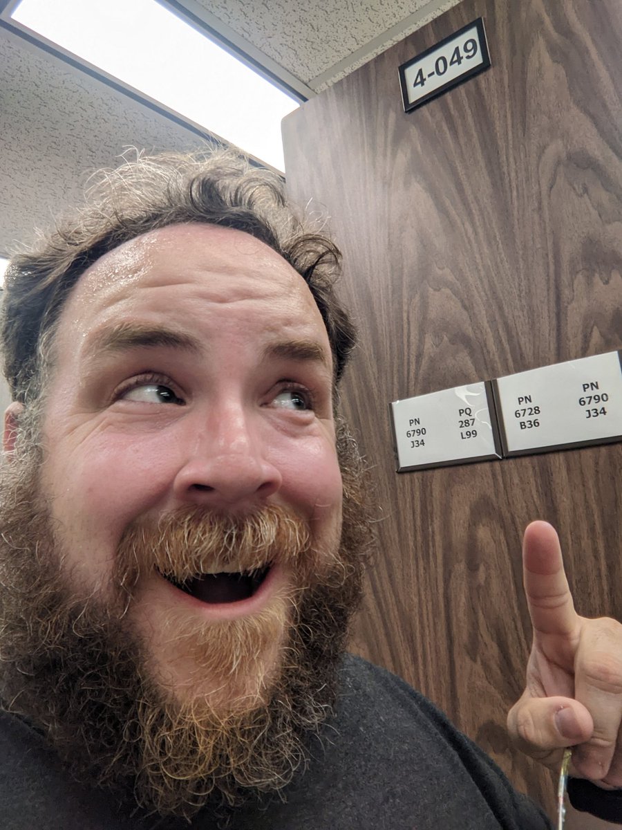 I don't know who needs to hear this @tamu, but this is just your friendly librarian (Chance the Librarian) reminding #TAMU that <a href="/tamulibraries/">Texas A&M Libraries</a> has lots of manga, graphic novels, and comics you can check out!