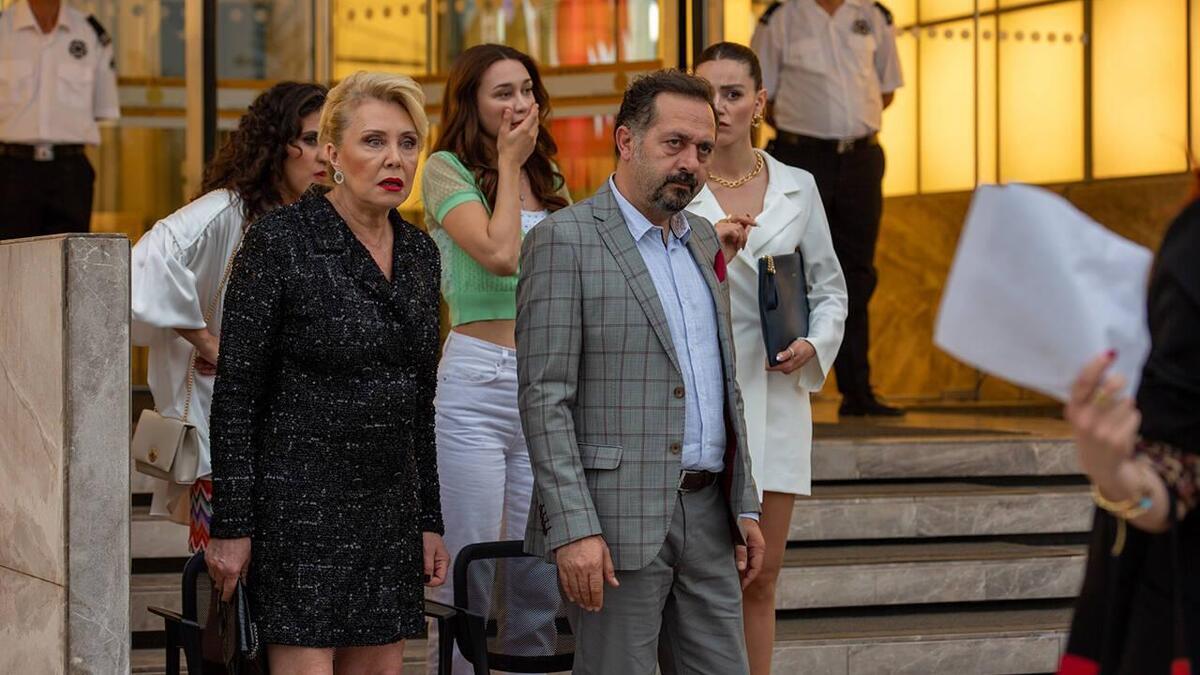Dakika612's tweet photo. #61 #Haber  "Seversin 3. bölüm izle tek parça! Seversin son bölüm full izle!"   
https://t.co/Jz7UYysQDb https://t.co/UwNsFU9PTF