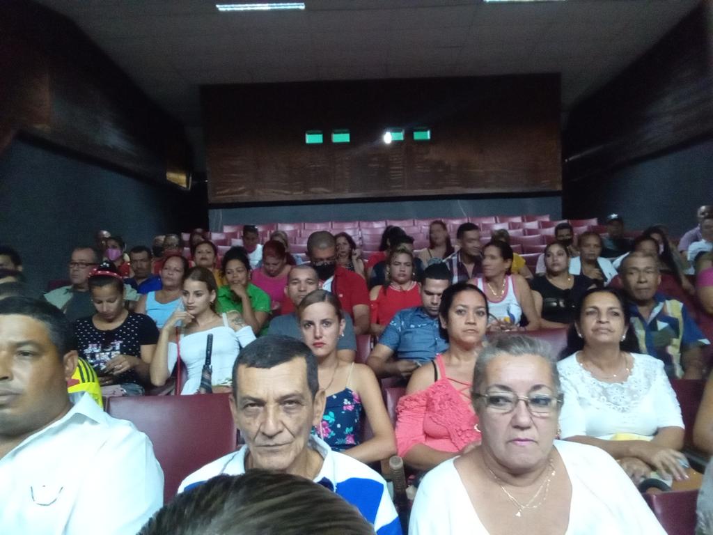 NiurkaVzquez1's tweet photo. Nuestros educadores en su preparación para el próximo curso escolar dar lo mejor de su bella profesión.
#Cuba 
#CubaPorLaPaz 
#CautoCristo 
@CapoNapoles 
@DiazCanelB @EduardoLpezLey3 https://t.co/oQano7kgb0