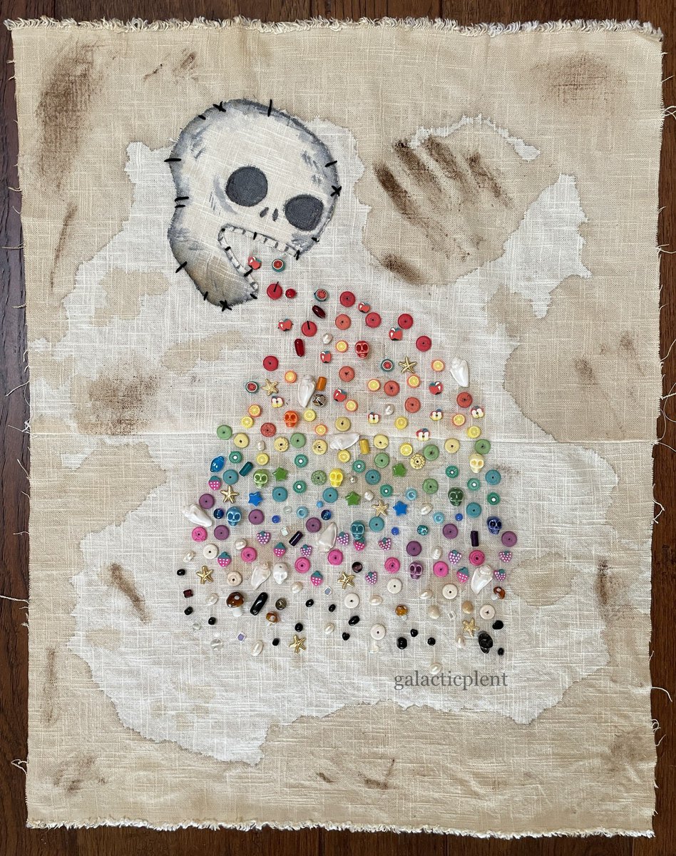 galacticplent's tweet photo. Happy belated Flag Day! 
@OurFlagHBOMax #OurFlagMeansDeath #ofmd #ourflagmeansdeathfanart #ofmdart #OFMDfanart (yes, some of the buttons are fruits bc they are fruity pirates) https://t.co/1E2IZXo1RN