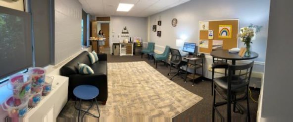 ViolaAchieves's tweet photo. Guardian Angels Exist! Tks to an ANONYMOUS 10,000 donation to our ENL community we were able to create a “Family Welcome Center” &amp; Purchase resources for Ss &amp; families as well as purchase signage to support Ss, family members or visitors who enter our doors! @SuffernCSD @egunder https://t.co/NqGvI3CSEg