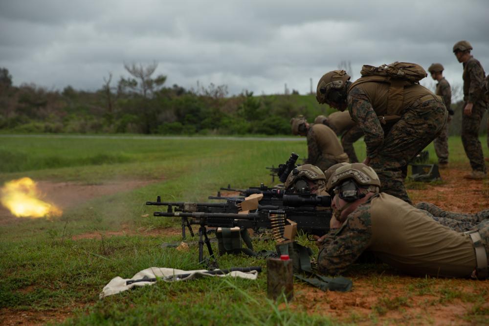 IIIMEF's tweet photo. Turn and Burn
๐Camp Hansen, Okinawa, Japan
๐ฅMachine Gun Range
#ReconMarines with the #MaritimeRaidForce, @31stMeu put their M249 light machine gun knowledge to use and skills to the test during a live-fire exercise.
@usmc ๐ธ by Lance Cpl. Christopher Lape
#USMC #Military https://t.co/qzQEgc2AcN