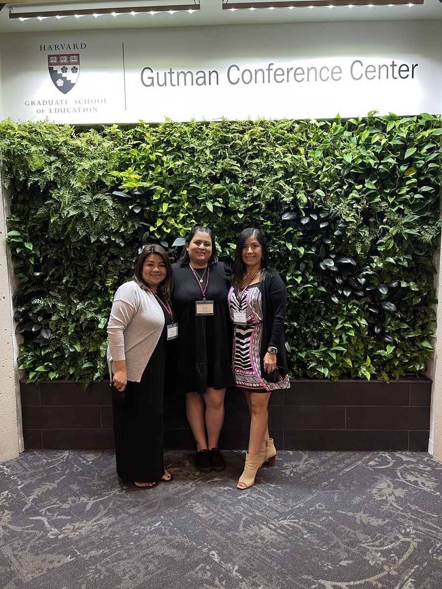 michelleRfine's tweet image. 📚 So grateful for the opportunity to spend 5 days @hgse @Harvard learning from the best @KayMerseth (Et al.) &amp;amp; collaborating with other amazing 🤩 leaders in our incredible profession. Such powerful articles &amp;amp; discourse to fuel our work! #theanswerisintheroom #InstructionalCore