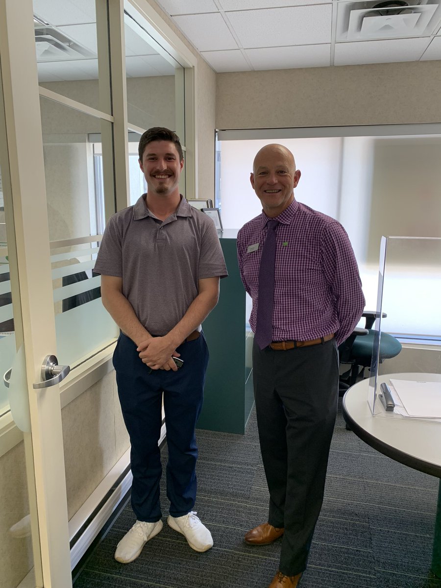 jeffchase_'s tweet image. Congratulations Gareth on your 5th TD     Anniversary at Guelph Main. We appreciate everything you do everyday for our customers!!! @NickPodetz_TD @lindsaykennyTD