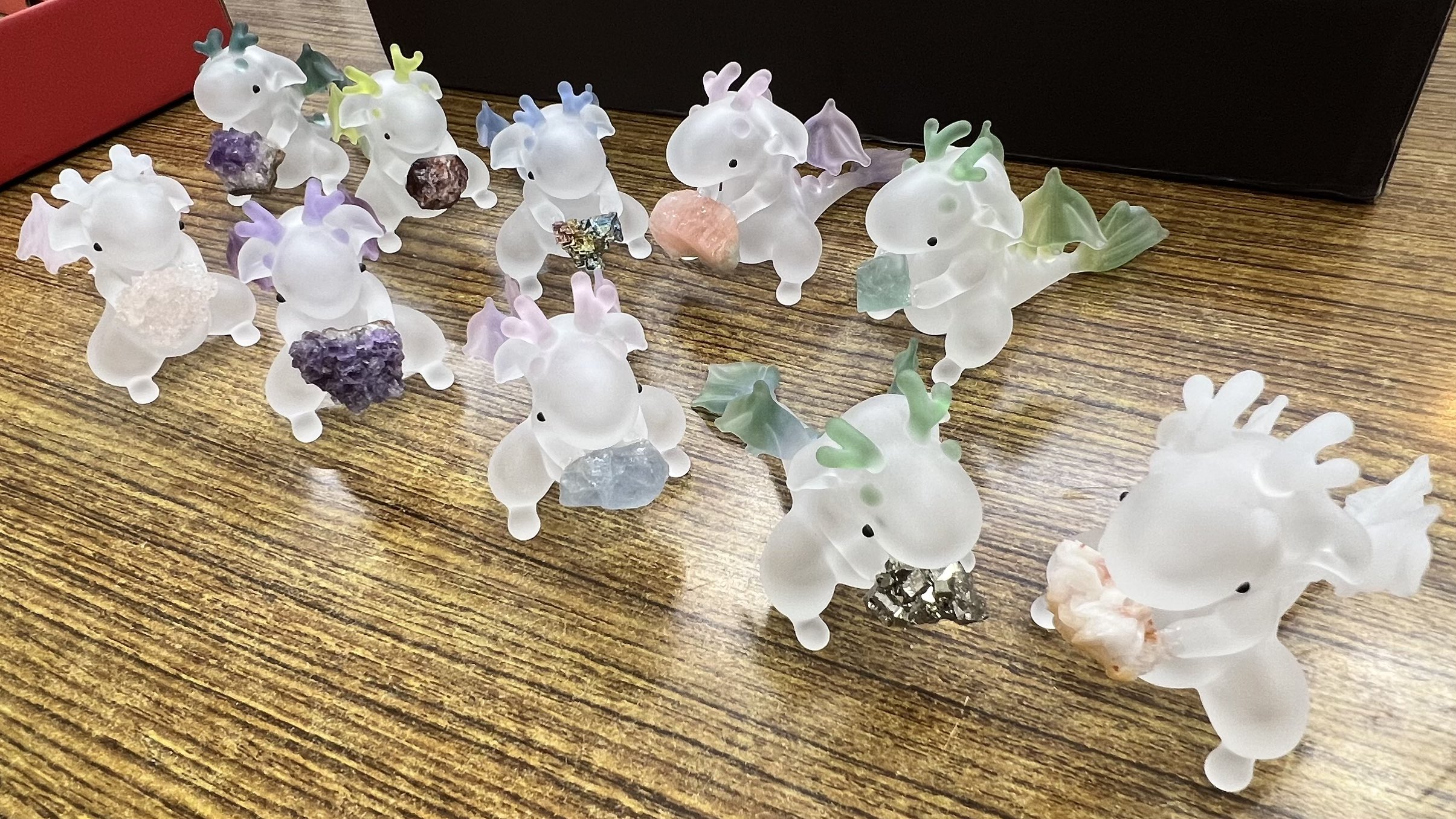 プチドラゴンとすずらん by glass工房ココロイロ | JAPAN