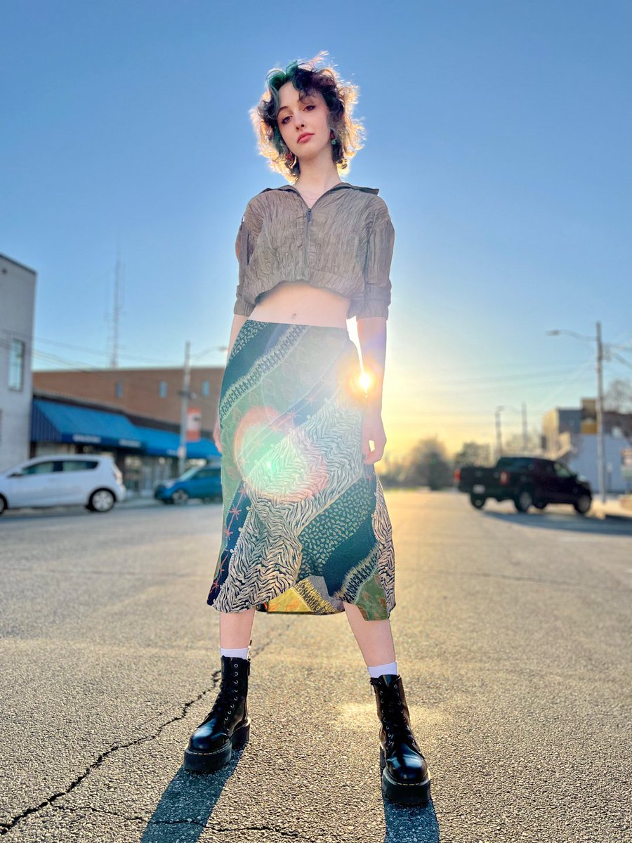 ‼️VACATION… WHO DIS‼️
3/4 of our staff is enjoying life. Shot out to Issy for covering the shop. Visit them this week Thursday-Saturday,  June 16-19: 12-17:00
Check out our London finds. 

#fashion #style #themusenc #themuse #vintage #vintagefashion #newgrahamnc #graham