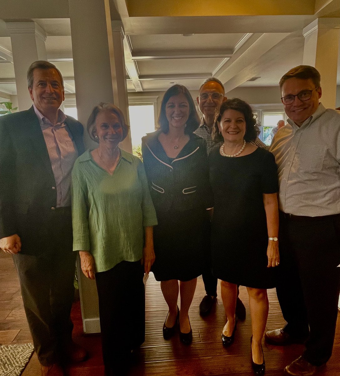 Libby Garvey tweet media