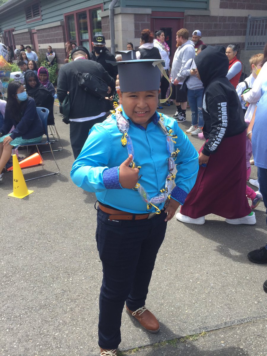 Hazel Valley tweet media