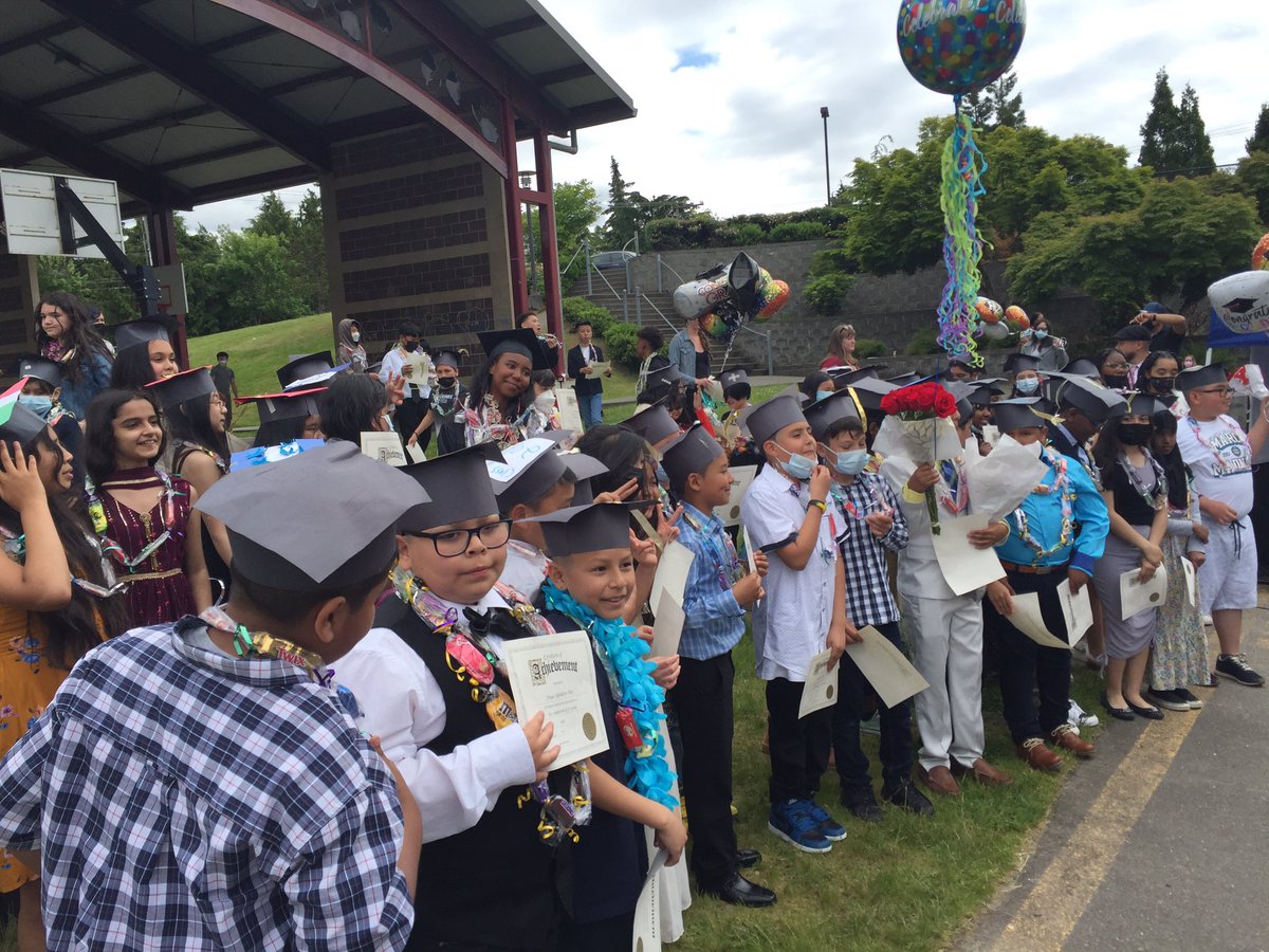 Hazel Valley tweet media