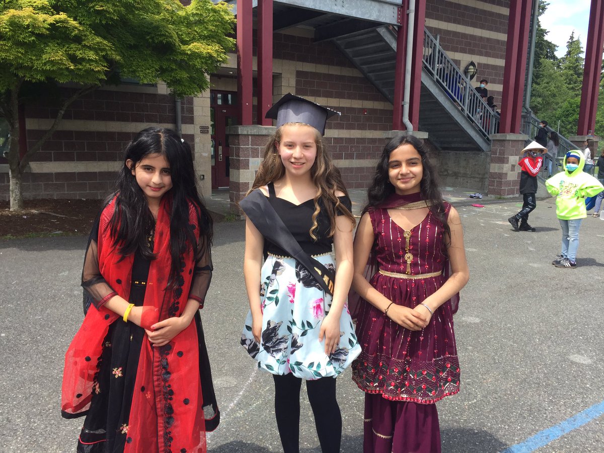 Hazel Valley tweet media