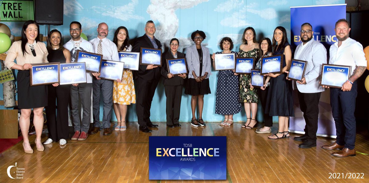 Congrats to two of our amazing teachers @DRamnaraine & @SVeoli on their @TDSB Excellence 2022 award for Digital Leadership. Thank you for your support of staff and students @ DSS . We appreciate your hardwork & dedication. @DomenicGiorgi @LC2_TDSB @MLynn_Forde @jenkurtz2