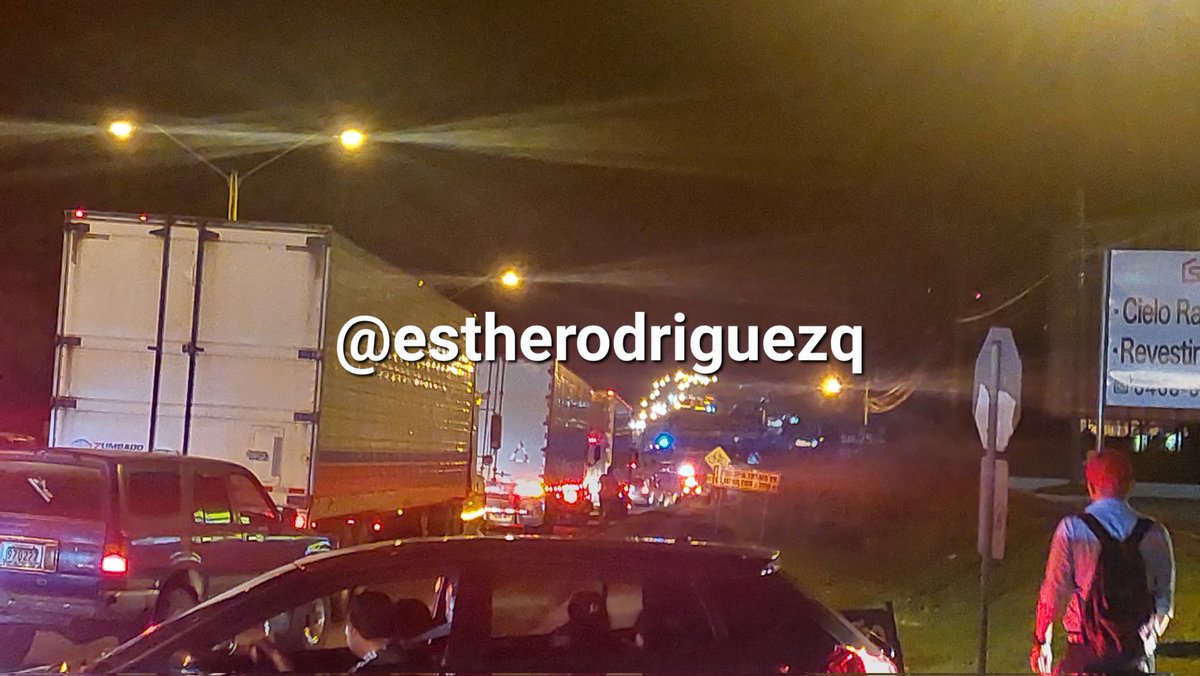 A esta hora se registra accidente de tránsito en la via interamericana en Santiago