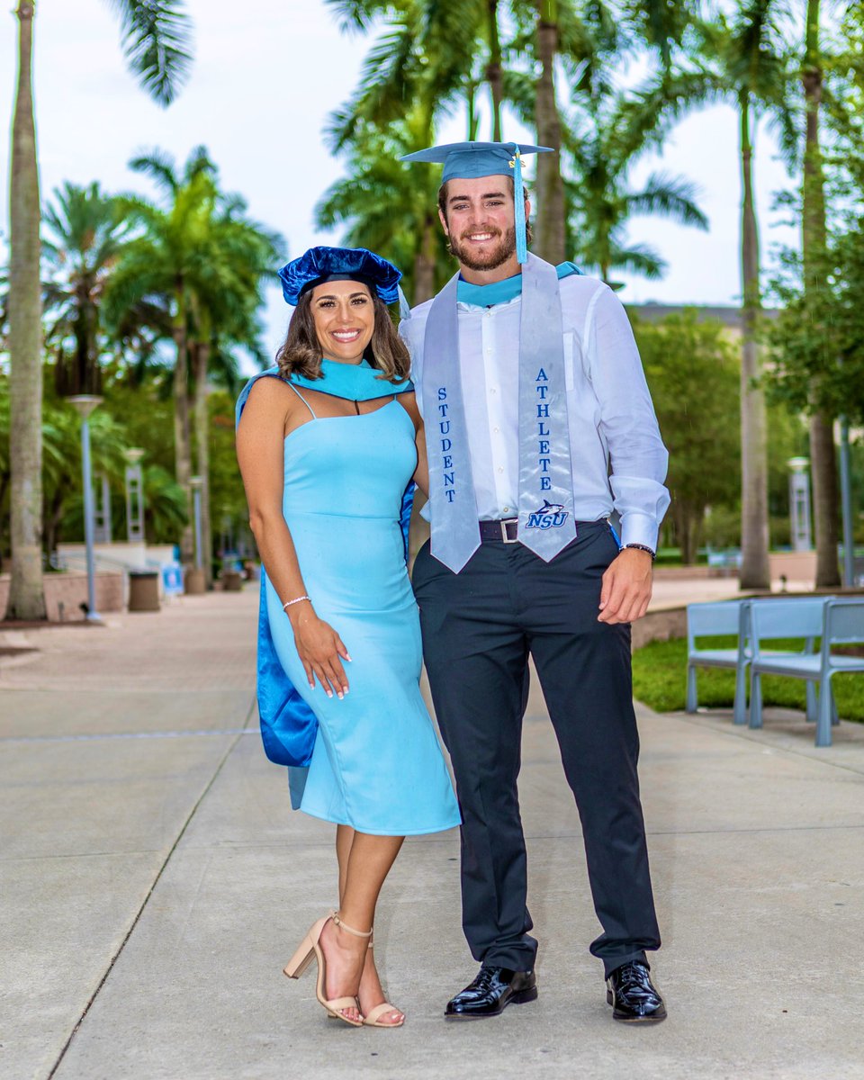 Proud moment for the Rivero family 🤩 <a href="/NSUFlorida/">Nova Southeastern U.</a> #siblinggraduates