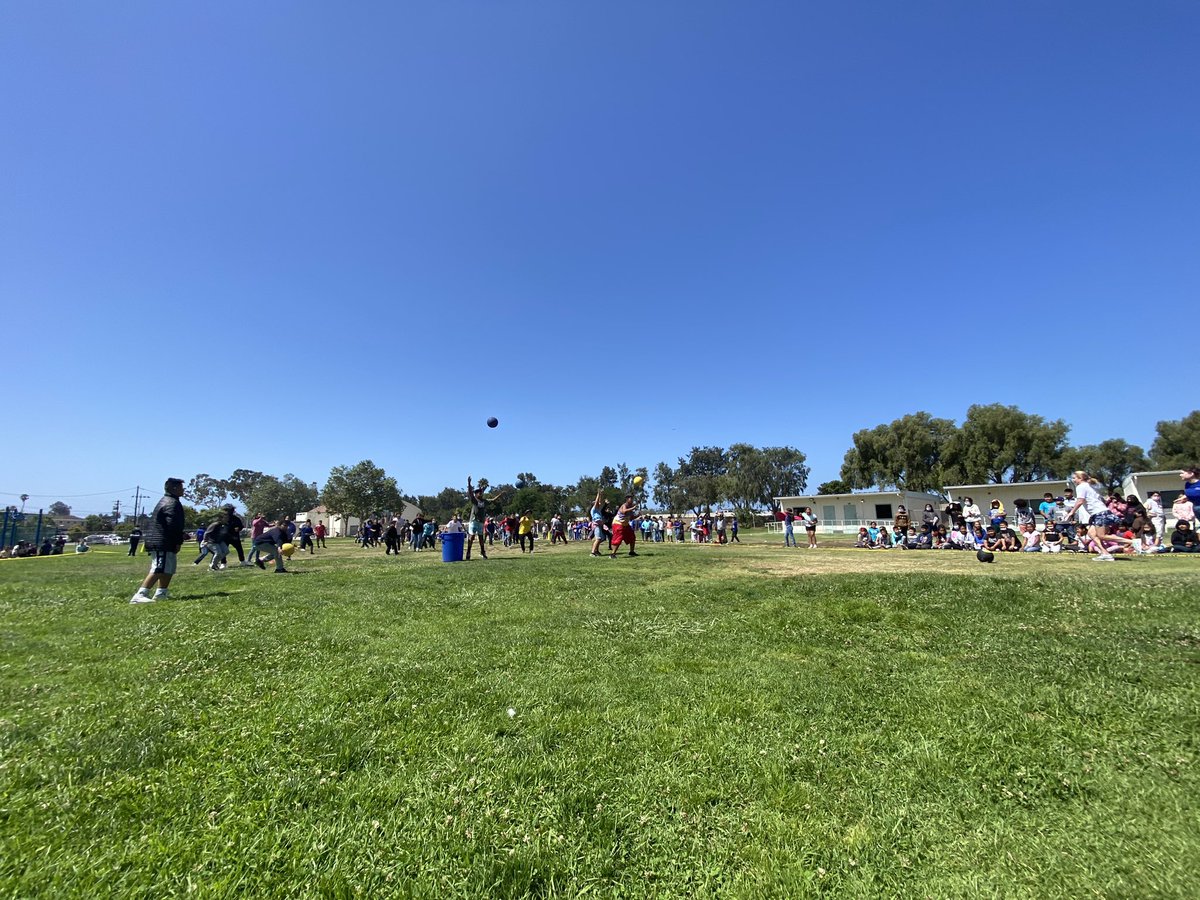 SheridanWay_PPS's tweet photo. … and today, we played kick ball, staff vs. 5th graders. Our yearly tradition 😉@CMRGuerrero https://t.co/4PDXNF8l3M