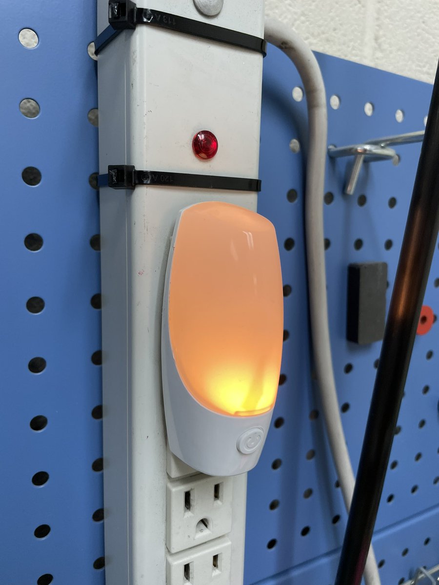 edflynnphotos's tweet photo. In today's news, I brought the nightlight that lives in my bathroom to work so I could pull it apart (damn security screws) and soften it with a gel. https://t.co/P4Ko7KxRCG