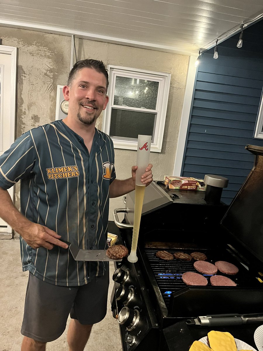 KlimeksPitchers's tweet photo. We are 4-0 baby! 6 for 6 with a homer and a triple is a no brainer to win the MVB. Congrats @broshius and thank you for hosting the after party! ๐ #BurgersAndBeers #GoPitchers Double header Monday against our friends across the bar, the Klimekโs Hitman. https://t.co/v9zWfIiNIv