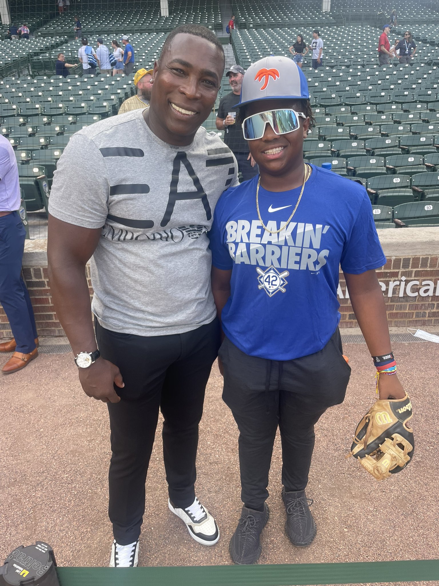 Taylor McGregor on X: Alfonso Soriano back at Wrigley with his 15-year old  son Allen. Then & Now❤️  / X