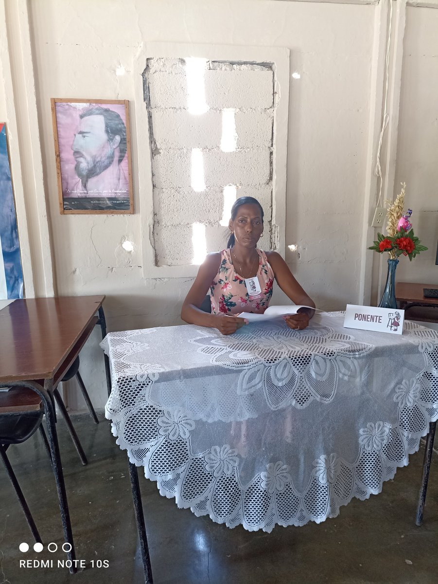 MenendezCi's tweet photo. Los #educadorescamagueyanos exponen sus experiencias y trabajos en el Evento Pedagogía 2023 donde nuestro centro expuso 2 trabajos. #Juniodme #Cuba #PorCamagüeyTodo #CubaMined @DmeCamaguey @CamagueyDPE @ci_menendez @elsa_ena @escuredo_mercy https://t.co/CDuOUHIeXy