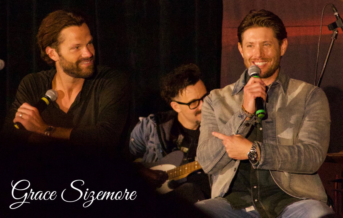 ogsasshole's tweet photo. Just a few more pictures from #SPNChicago #ChiCon2022 because can’t get enough of #JensenAckles and #JaredPadalecki https://t.co/ZINDTkKgTX