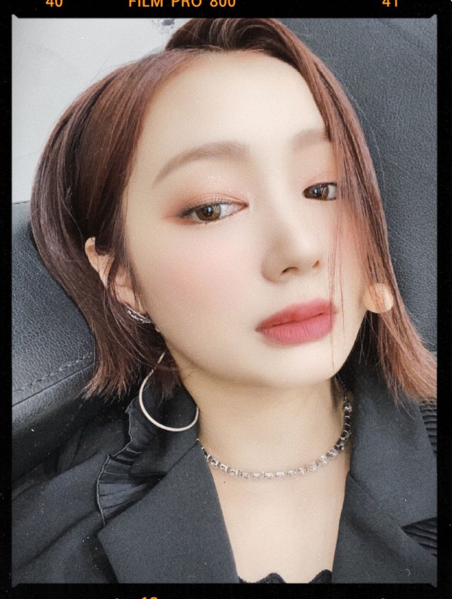 aksarasa_10's tweet photo. I love u to the moon and back❤️
#LÉA #레아 #시크릿넘버 #SECRET_NUMBER #MALOVE @5ecretNumber https://t.co/pLyjCP0SsL