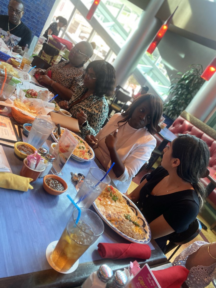 FonwoodECC's tweet photo. What a GREAT way to build RELATIONSHIPS by sitting around the table, breaking bread and talking to one another! โค๏ธโค๏ธโค๏ธ
#NewSchoolYearLoading
#RelationshipsMatter
#Off2aGreatStart
#CASEL
@ESO3_HISD @Erwin_Garcia_ @ShanedraBurkha1 @diva_literacy @TeamHISD @SELHISD https://t.co/witvcGnLRE