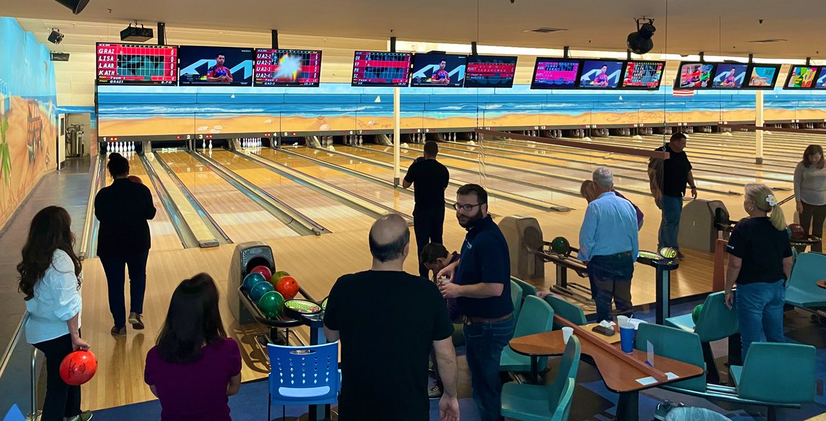 #United Northern West Coast #UMA Event tonight @seabowlpacifica 🎳Connecting people, Uniting the world 💙 @NWCoastUMA @grazilindahl @vjpassa @lisaalujan @PHaralabopoulos @sychew51 @SiJayBee @weareunited #beingunited