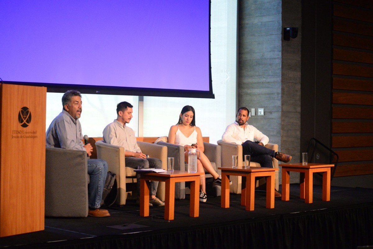 chakin182's tweet image. Que bonito se siente regresar a tu alma mater @ITESO  para abonar a reflexión de la participación ciudadana