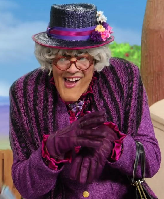 PURPLE AND PUMPKIN πππ°π¦
πΊπΈπ on Twitter: "The people that let Kim