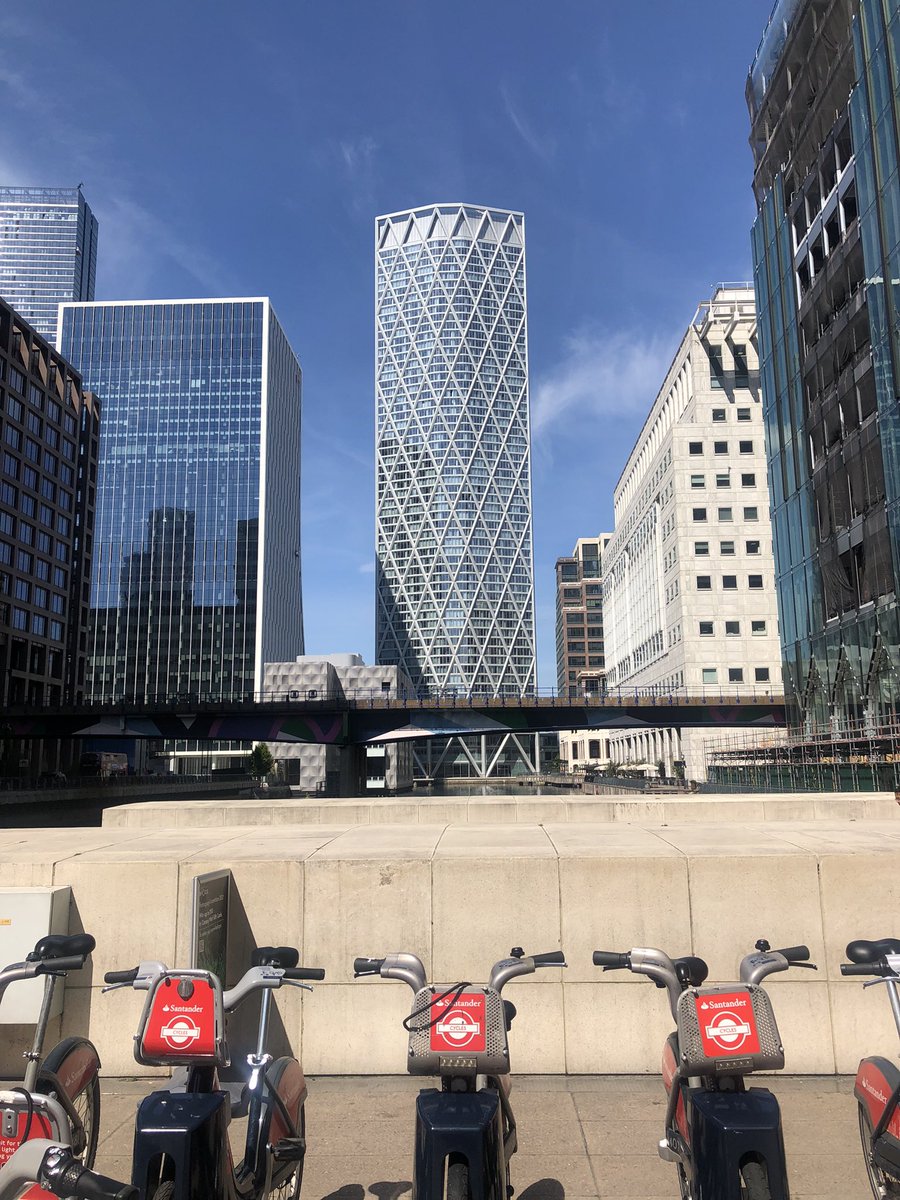 GeographyRws's tweet photo. Fantastic year 12 field trip to The Docklands and Stratford to look at urban regeneration and rebranding #futuregeographers #regeneration https://t.co/omVKwP31bi