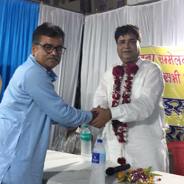 sheikhalimINC's tweet photo. आजाद नगर चटनी गली में शाकिर खान जी की तरफ से सदभावना सम्मेलन रखा गया जिसमे मोहम्मद #साबिर, मोहम्मद खान डैडी, #अब्दुल कदीर खान जी, महमूद कुरैशी, #सलीम खान जी और मोहल्ले के रहवासी हाज़िर हुए और दुआओं से नवाज़ा ।
#aazadnagar #aazadnagarawam https://t.co/jYq1UXTccv