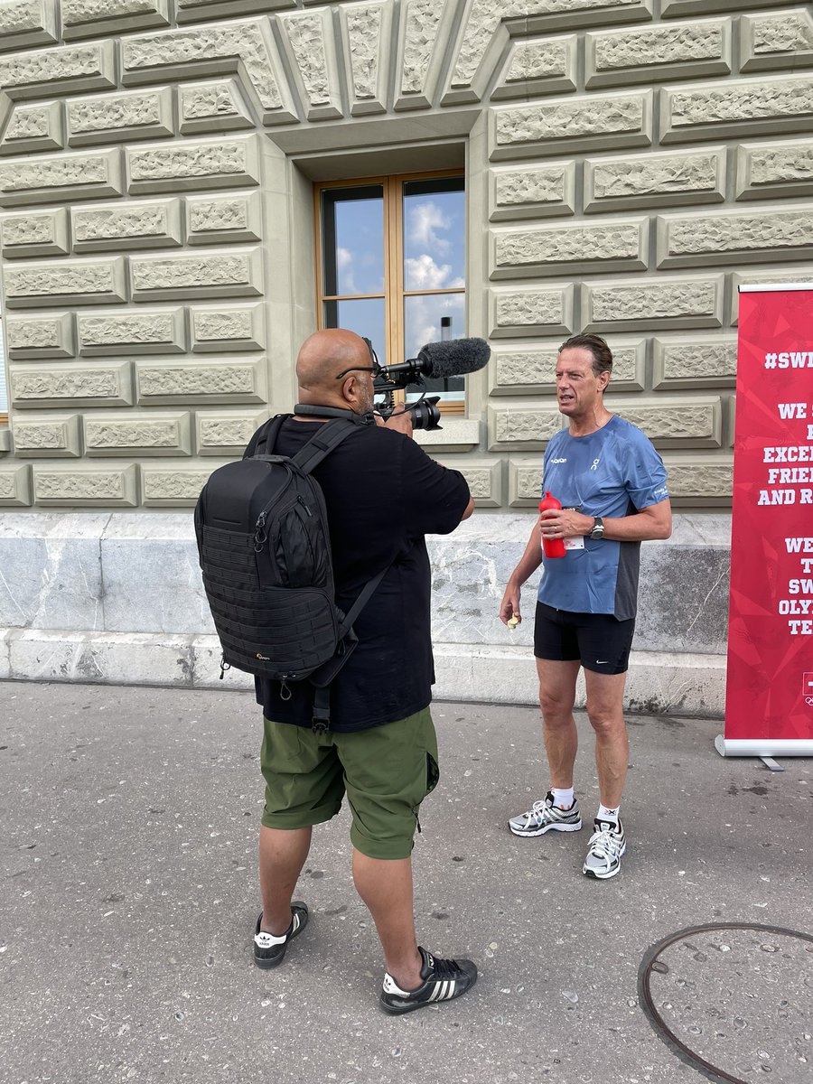 CottierDamien's tweet image. Pour bien démarrer la journée les parlementaires courraient ce matin a 6h30 autour du Palais 🏛🇨🇭🏃‍♀️🏃‍♂️🏃merci #parlamotion @swissteam Dès 8h reprise des débats notamment sur les primes LAMal 🗳