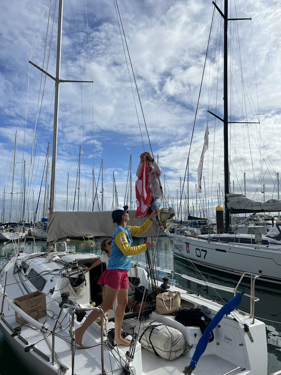 3 jours avant le départ ⛵️ … la pression monte 🌴🎉