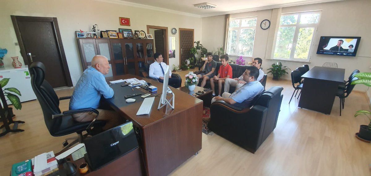 DosemealtiMem's tweet photo. Çeşitli Spor dallarında Türkiye Şampiyonu olan Özel Bahçeşehir Koleji öğrencileri, İlçe Milli Eğitim Müdürümüz Halil ÜNAL tarafından ödüllendirildi. Öğrencilerimizi tebrik eder başarılarının devamını dileriz.
@AntalyaValilik @emre_caliskan @HalilUNAL0707 https://t.co/fd3FXCsqYp