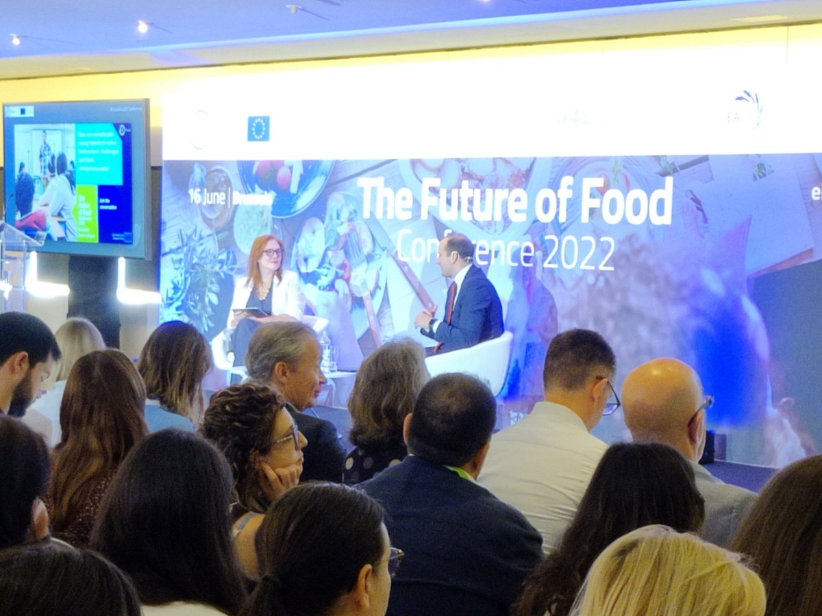 Important words from EU Commissioner for the Environment <a href="/VSinkevicius/">Virginijus Sinkevičius</a>: "Use the war in Ukraine as an excuse to undermine the EU Green Deal could be a historic mistake".
"Not all land has to be arable land, we need ecosystems services from land"
#FutureFood22