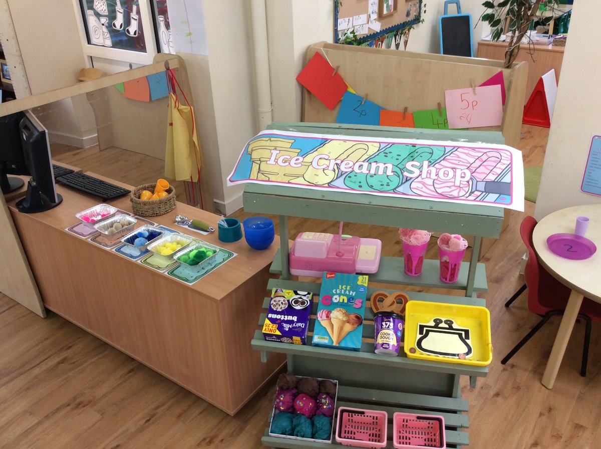 StJosephsW's tweet image. Our ice cream shop is open and ready for our F1’s!! #summertime #icecreamshop #foundation1